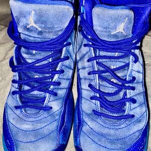 Jordan 12 Retro Royal blue size 5. Used Good condition.